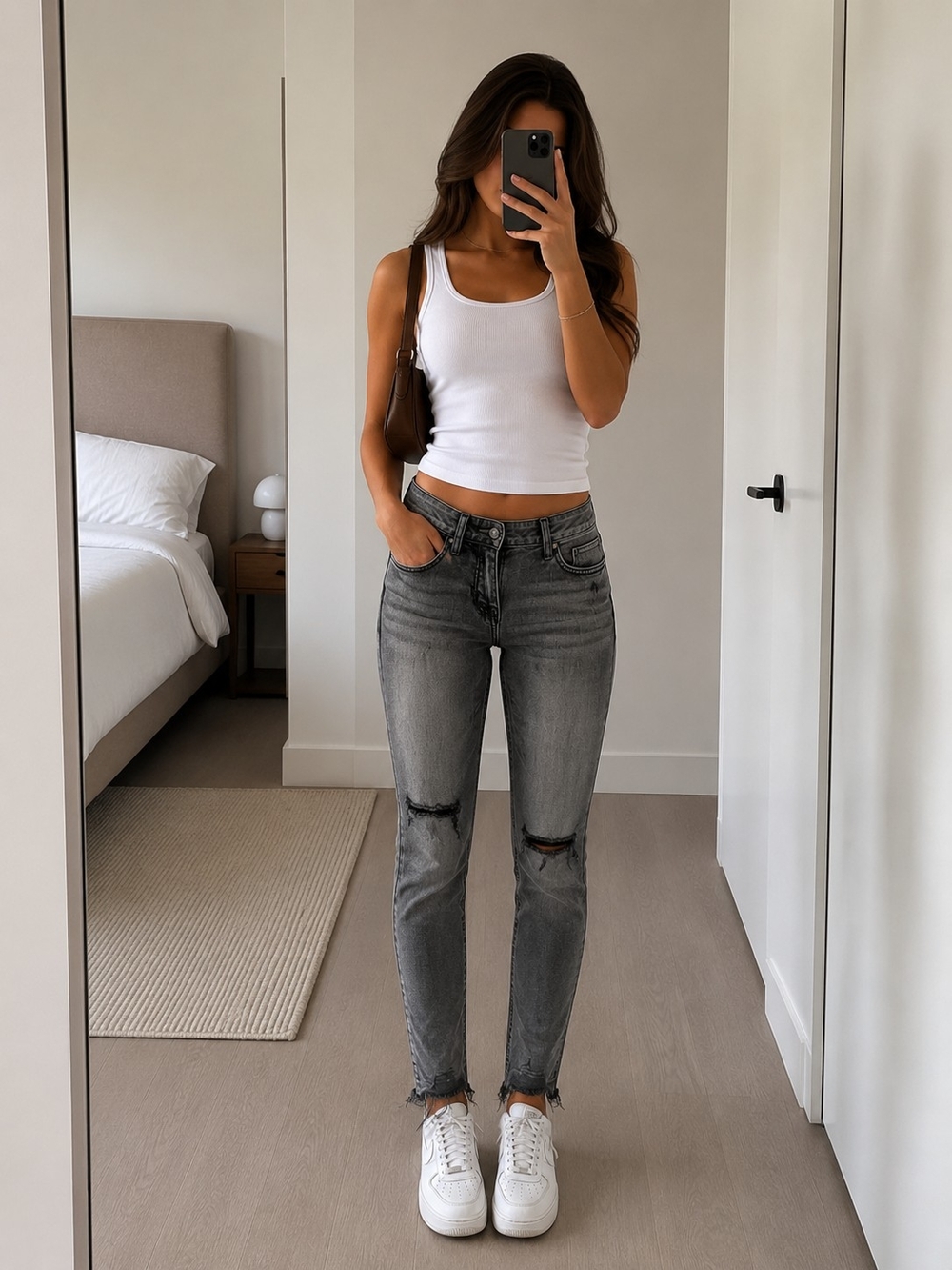 American Eagle Size 0 Grey Skinny Ripped Jeans - Beautiful Detailing